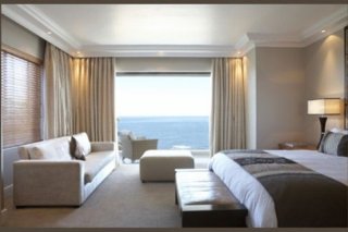 The Clarendon-Bantry Bay