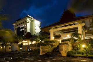 The Sunan Hotel