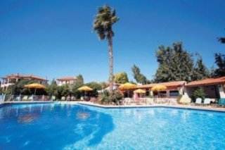 Hydrele Beach Hotel & Village