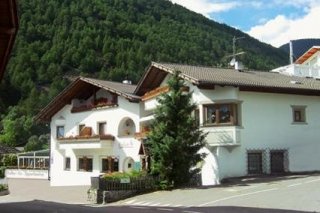 Calva Residence