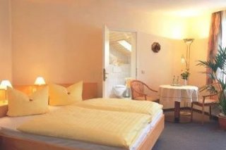 Hotel-Pension Vier Jahreszeiten
