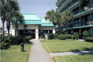 Castaways Beach Resort