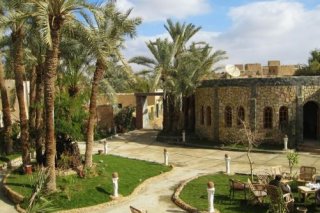 Old Oasis Hotel