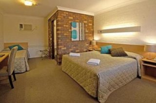 South Tweed Motor Inn