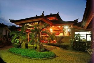 Adi Dharma Hotel