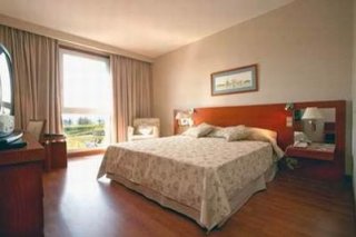 Tryp San Lazaro