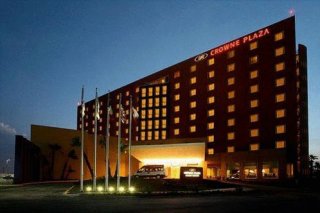 Crowne Plaza Hotel  Aeropuerto