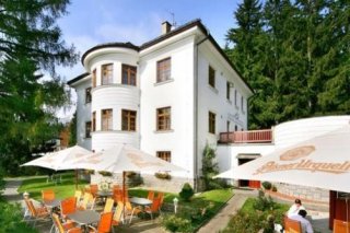 Hotel Bedriska