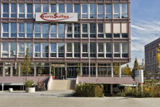 EuroHotel & Suites