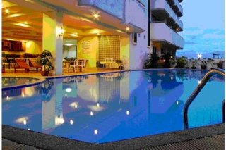 Mike Beach Resort