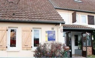 Kyriad  Est-Quetigny