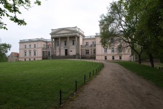 Pałac w Miłosławiu