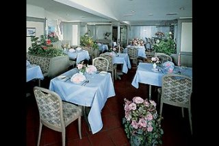 Hotel Commodore