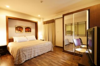 I Residence Hotel Sathorn(formerly Premier Residence)