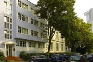 XENIOS APARTMENTS Frankfurt (ehem. Schaper Apartment)