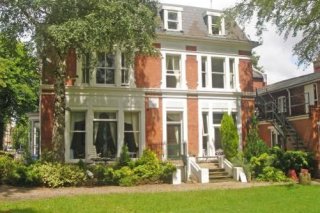 Cavalier House Hotel
