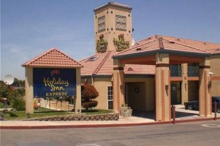 Holiday Inn Express -Central City