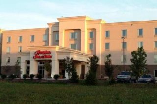 Hampton Inn & Suites