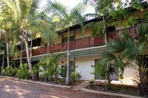 Country Club Resort