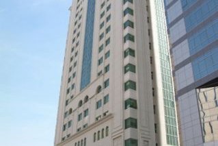 Howard Johnson Diplomat Hotel