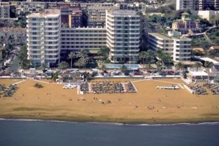 Apartamentos Bajondillo