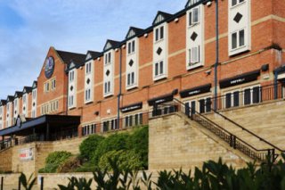 Village Hotel & Leisure Club