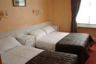 Barry's Hotel