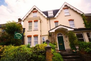 Fernbank Hotel