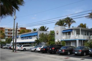 Captain's Quarters Resort