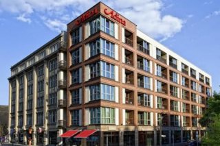 Adina Apartment Hotel  Checkpoint Charlie