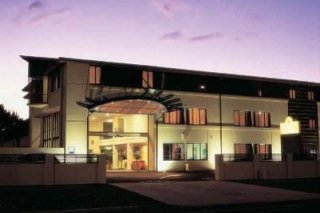 Ventura Inn & Suites