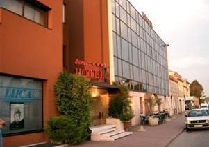 Hotel Bareta