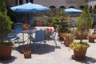 Al-Waleed Hotel