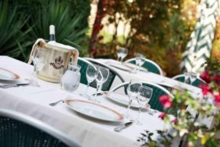 Hôtel-Restaurant " Victor Hugo"