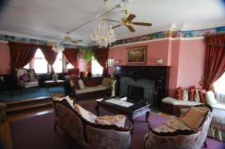 Rose Garden Inn