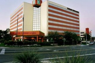 Embassy Suites -Downtown/Town Lake