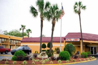 Scottish Inn Downtown