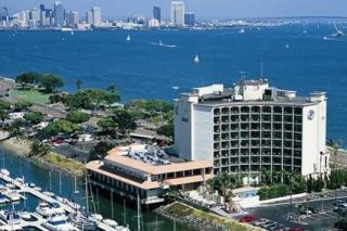 Hilton  Airport/Harbor Island