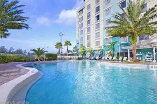 Comfort Suites Maingate East