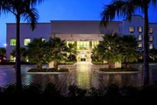 Four Points by Sheraton  Real
