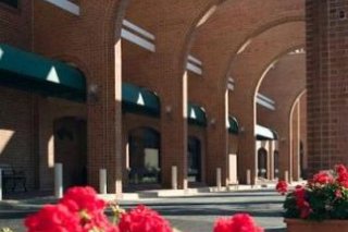 Holiday Inn Hotel & Suites  Historic District