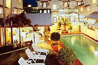 Queens Court