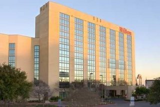 Hilton  Airport